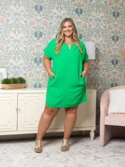 Airflow Solid Color Split Neck Shift Dress | S-3X -Bee Cool Store 2dd74cc80b6da0e8a411b4f42e52b48e