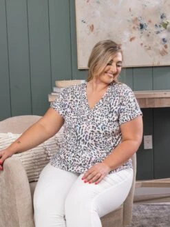 Animal Print Short Sleeve Top | S - 3X -Bee Cool Store 5cccaf840d991f579b2cd65e24d6cfb4