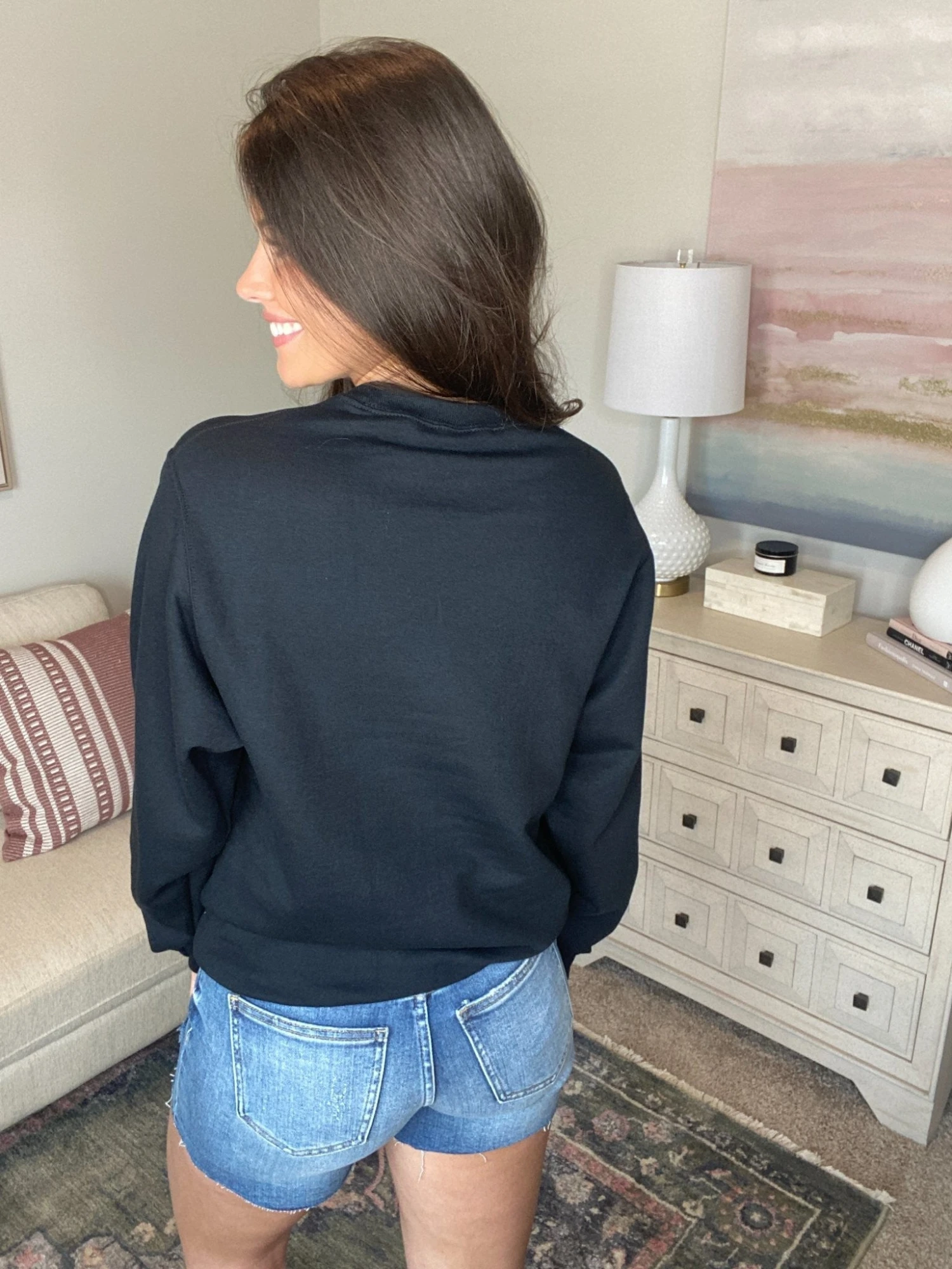 Discount Divas Sweatshirt | S - 3XL *Final Sale* 5 Discount Divas Sweatshirt | S - 3XL *Final Sale* - Image 3