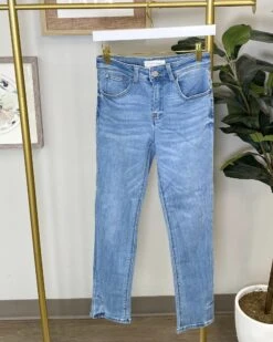 Risen Mid Rise Curvy Yoke Skinny | 1 - 3X