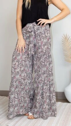 Dreaming Of Paisley Pants *Final Sale* -Bee Cool Store IfiR9EshEHnyZDb40CKCdVzc3XFvotuOe3Dbvtrn