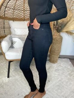 Packing For It Jean *Final Sale* -Bee Cool Store QmkHK5r45la9SwEUZsepMtDYoba3XmFA4BH67Ds9