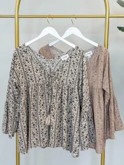 V-Neck Flare Blouse | S - 3XL