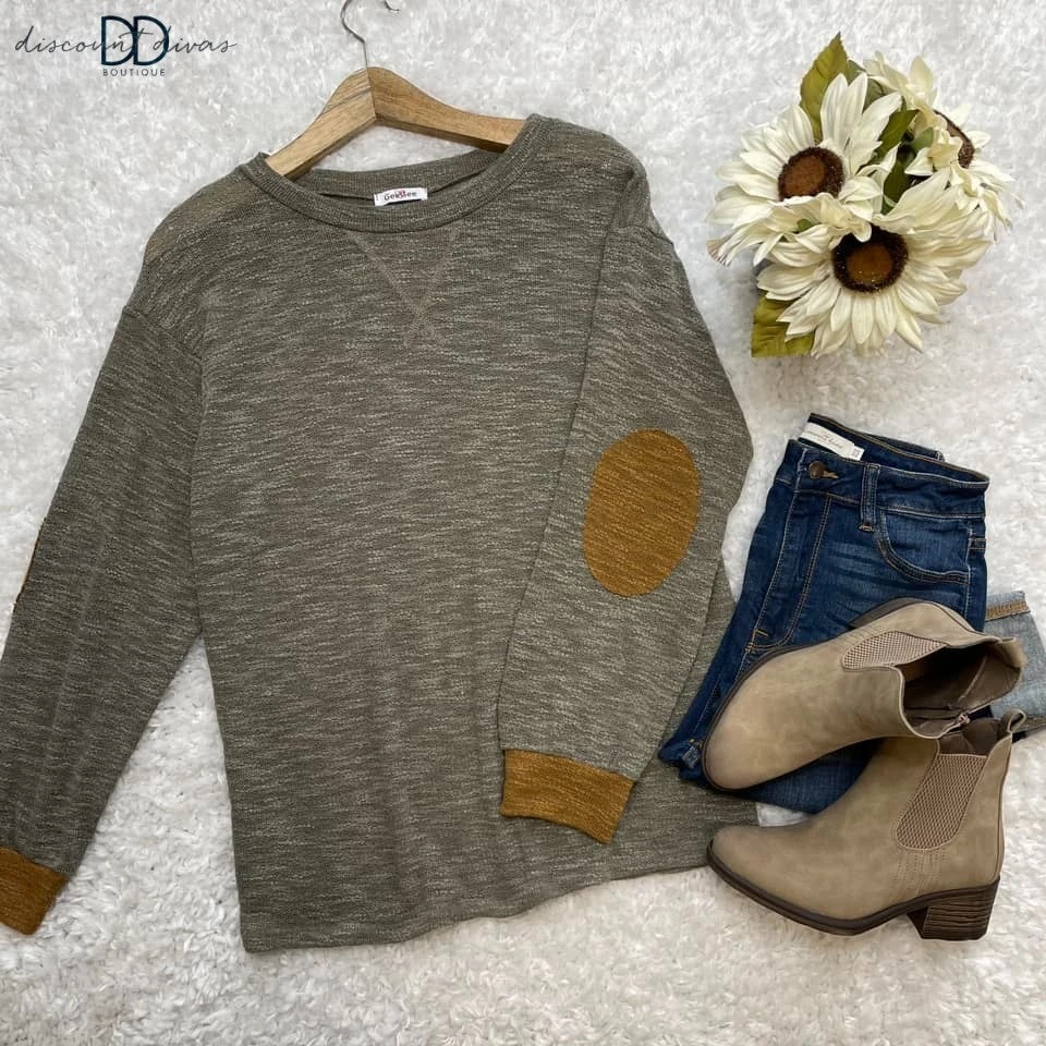 Seen You Friday Top | S - 3XL *Final Sale* 3 Seen You Friday Top | S - 3XL *Final Sale*