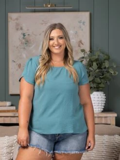 Short Sleeve Top With Detailed Sleeves | S - L -Bee Cool Store e6a871a4ec679df7a5a623ccf2774c4e