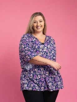 Dreamer Wrinkle Free PrintedV-Neck Top | S - 3X -Bee Cool Store ujanjEZV9vdfKkuVcDolX9JFRNbTH1EOiQR7HAuo