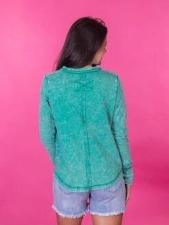 Zenana Thumb Hole Cuffs Long Sleeve Washed Top | S - L -Bee Cool Store xi2ho2GtA1UOnLbgGbBG6xXFfktQB9qkrnjAyuEt